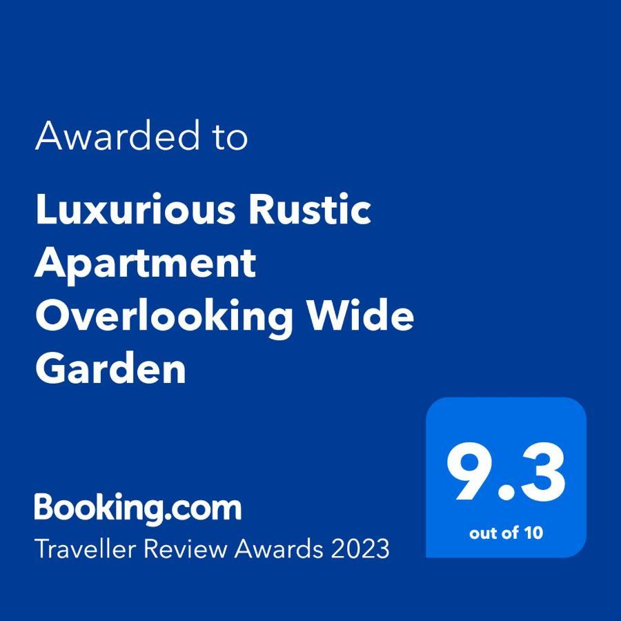 Luxurious 3 Bedroom Rustic Apartment Overlooking Huge Garden - For Families And Couples Kair Zewnętrze zdjęcie